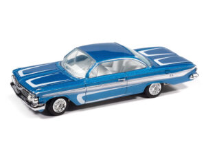 1961 Chevrolet Impala SS 409 in Metallic Blue and White - Scrapin'